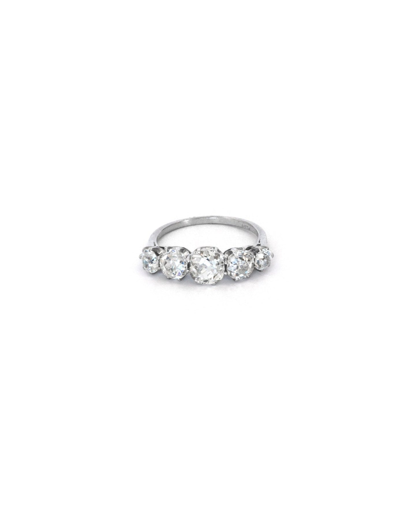 early-20th-century-platinum-diamond-five-stone-ring-sabrina-antique-jewellery-1