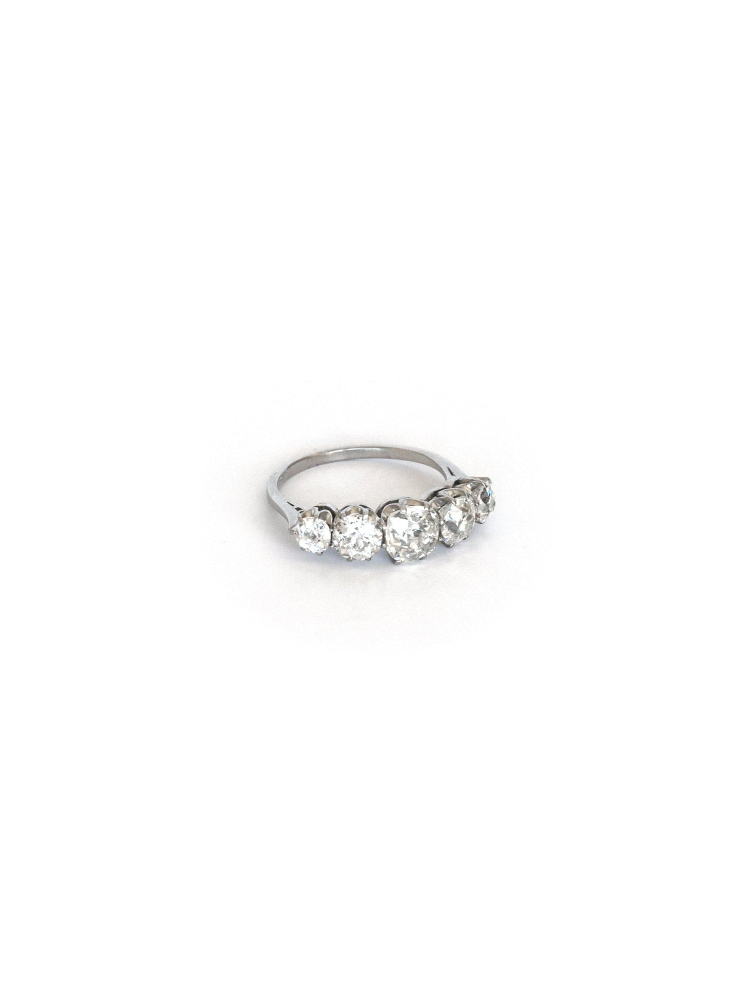 early-20th-century-platinum-diamond-five-stone-ring-sabrina-antique-jewellery-2