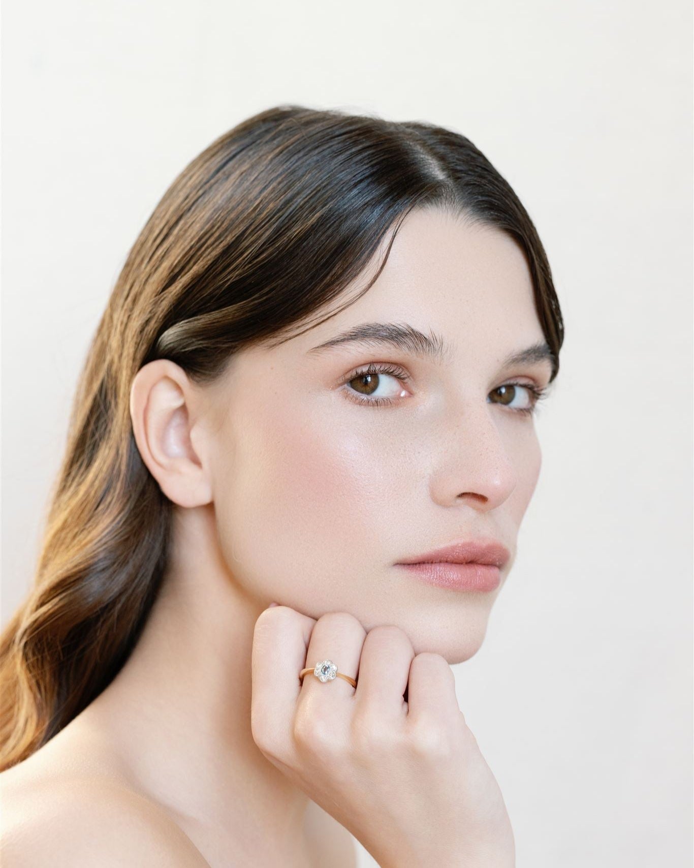 Edwardian Platinum, Gold, Aquamarine & Diamond Daisy Cluster Ring