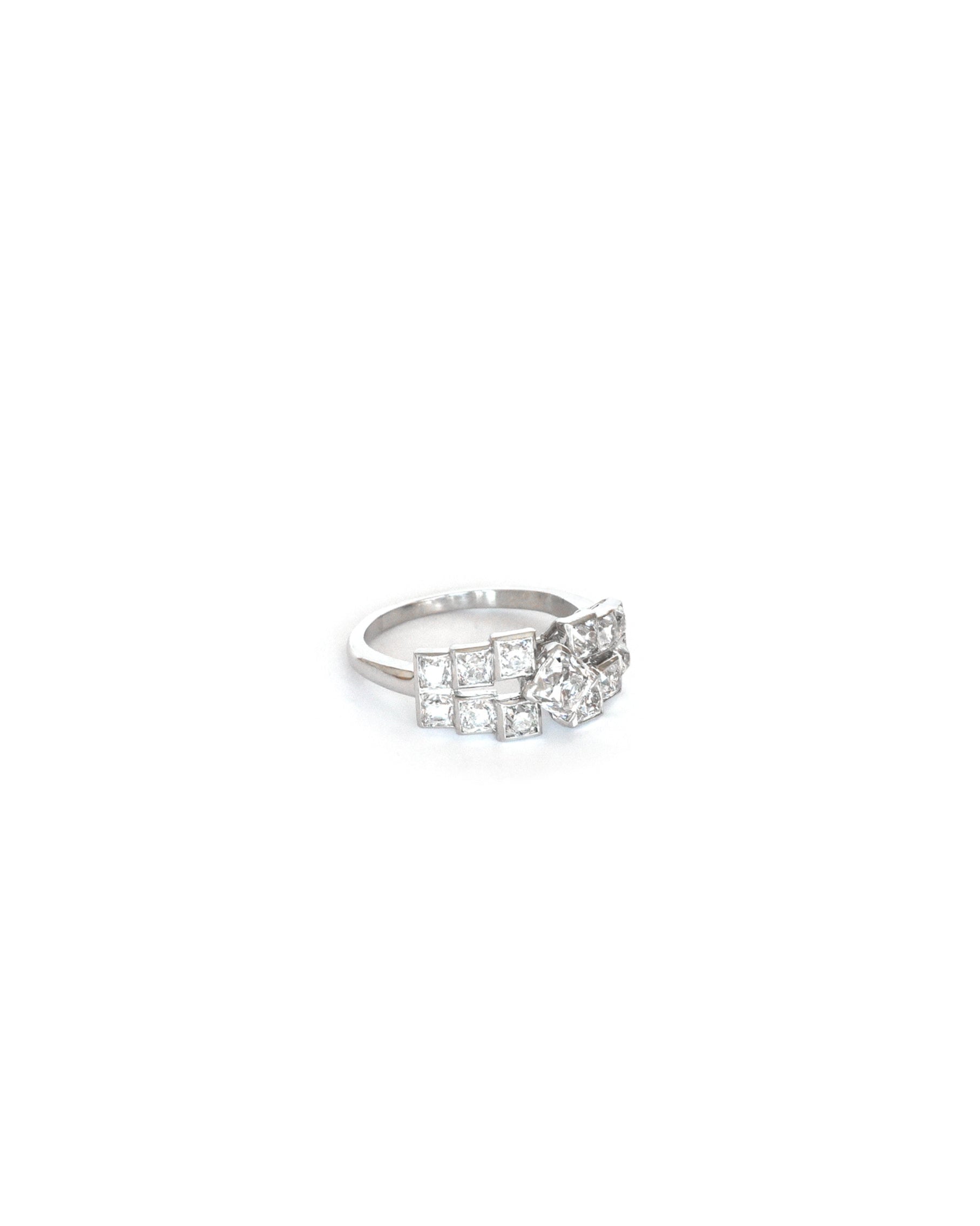 front-of-art-deco-platinum-diamond-geometric-ring-sabrina-antique-jewellery