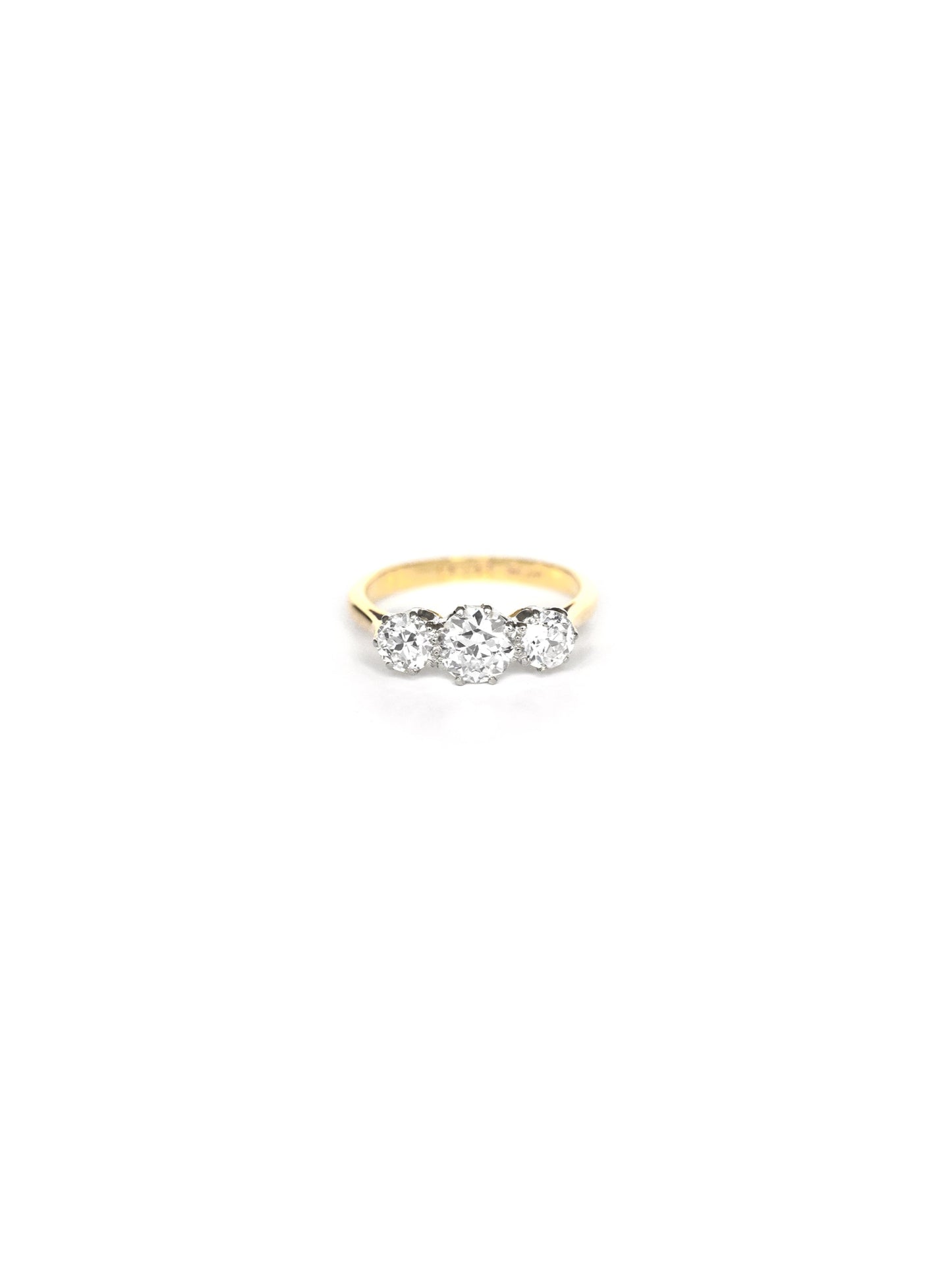 early-20th-century-platinum-gold-diamond-three-stone-ring-sabrina-antique-jewellery-1